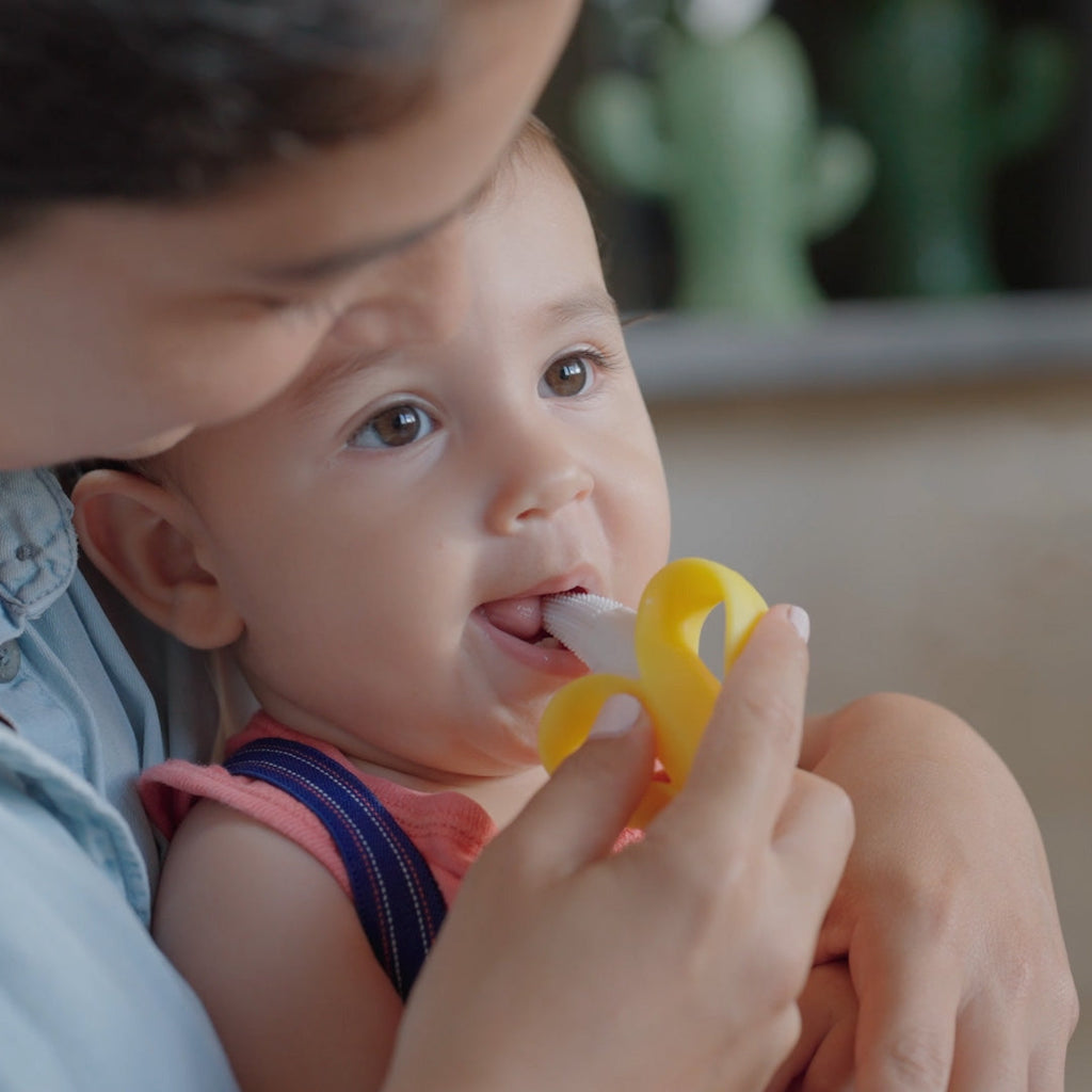 NanaNubs Banana Massaging Toothbrush #308C1